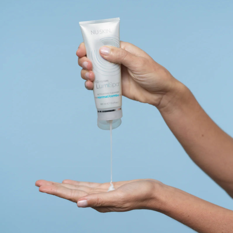 Nu Skin ageLOC LumiSpa iO Cleansing Kit Blau